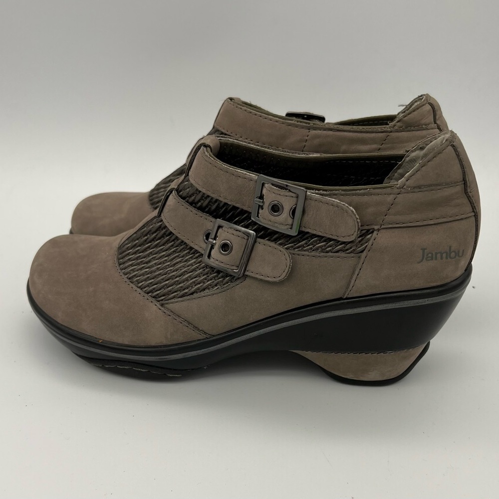 Jambu bootie size 7.5